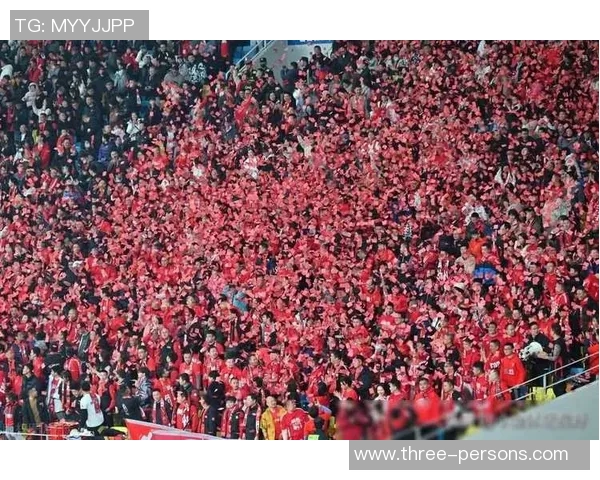 广州恒大与柏太阳神对决日本球迷热情支持展现足球文化魅力 广州恒大与柏太阳神对决日本球迷热情支持展现足球文化魅力