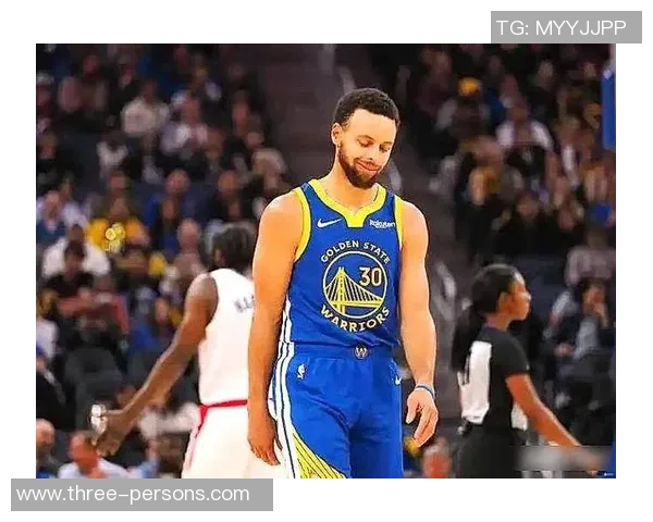 库里28+9+6勇士反转太阳完结3连败 追梦被驱赶布克38分丢扳平球 库里28+9+6勇士反转太阳完结3连败 追梦被驱赶布克38分丢扳平球