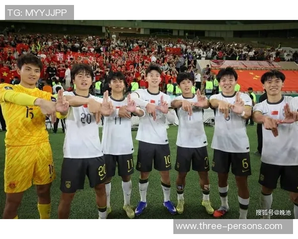 王钰栋晒出他跟毛伟杰合影,蒯纪闻坐不住了,已为此揭露发声留言 王钰栋晒出他跟毛伟杰合影,蒯纪闻坐不住了,已为此揭露发声留言